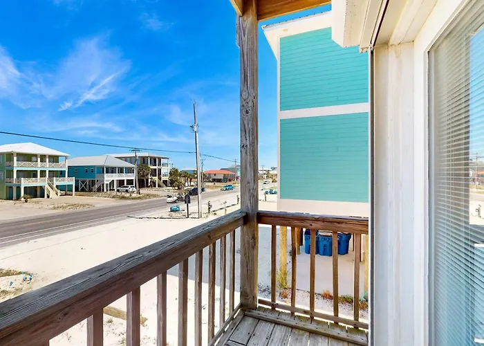 Two Homes In One - Beachfront Gulf-view Decks Ac & Washer Dryers *