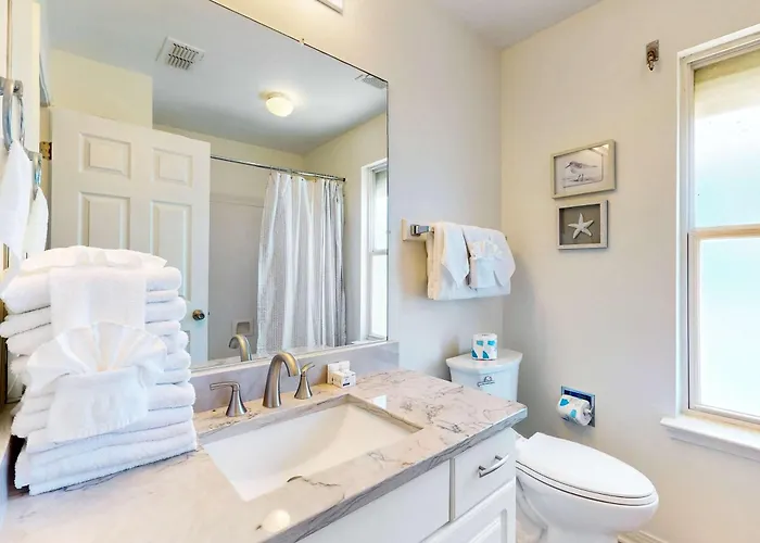 Holiday home Two Homes In One - Beachfront Gulf-view Decks Ac & Washer Dryers Gulf Shores