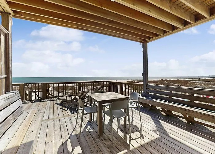 Two Homes In One - Beachfront Gulf-view Decks Ac & Washer Dryers Holiday home *