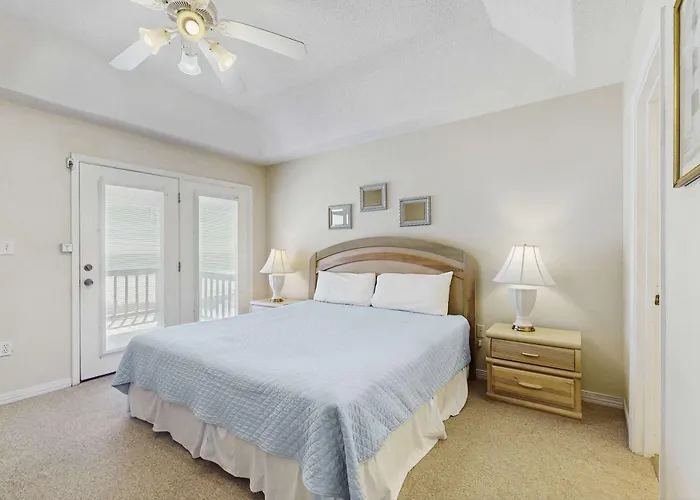 Holiday home Two Homes In One - Beachfront Gulf-view Decks Ac & Washer Dryers *
