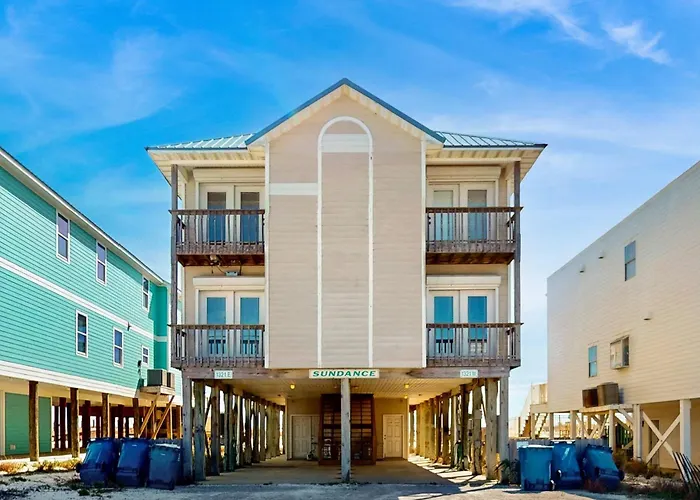 Holiday home Two Homes In One - Beachfront Gulf-view Decks Ac & Washer Dryers